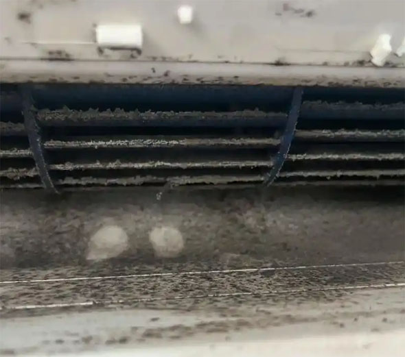 晋城空调吹的风有股烧焦味是怎么回事